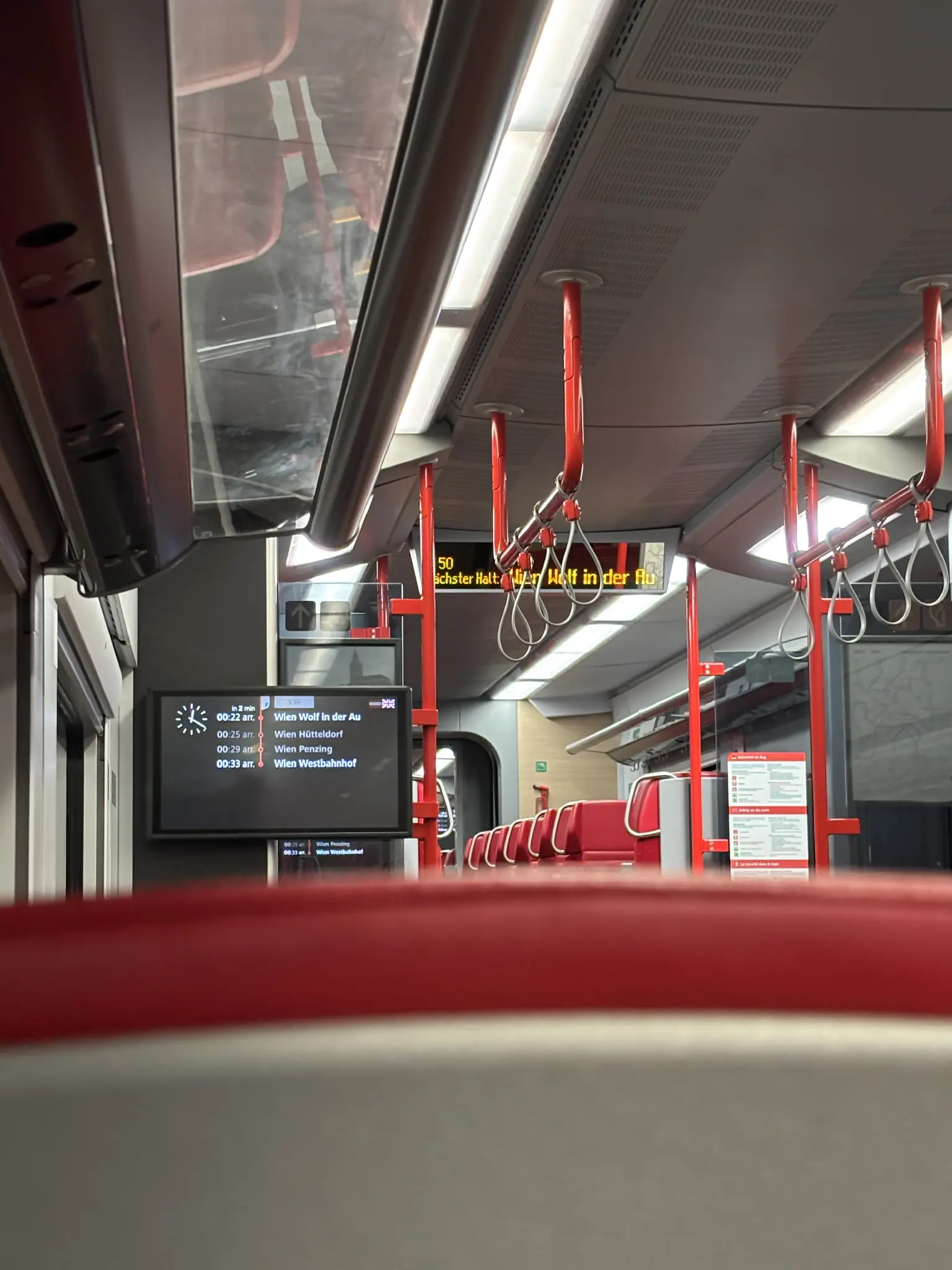 Nächster Halt: Wien Wolf in der Au
